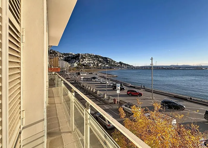 Daire Rhode Vista Al Mar