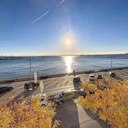 Rhode Vista Al Mar *